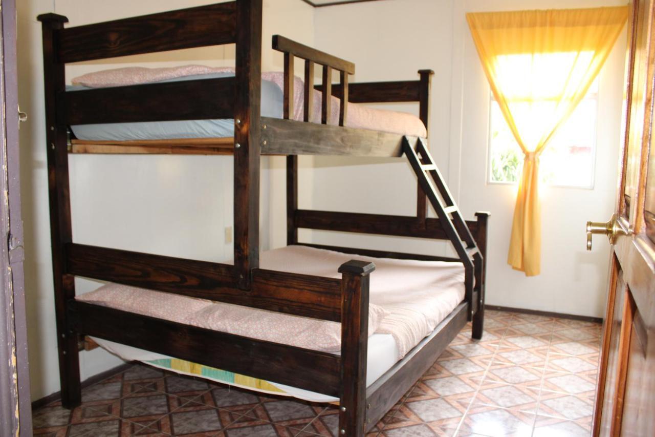 Sabana Redonda Hotel Las Fresas Del Volcan Poas מראה חיצוני תמונה